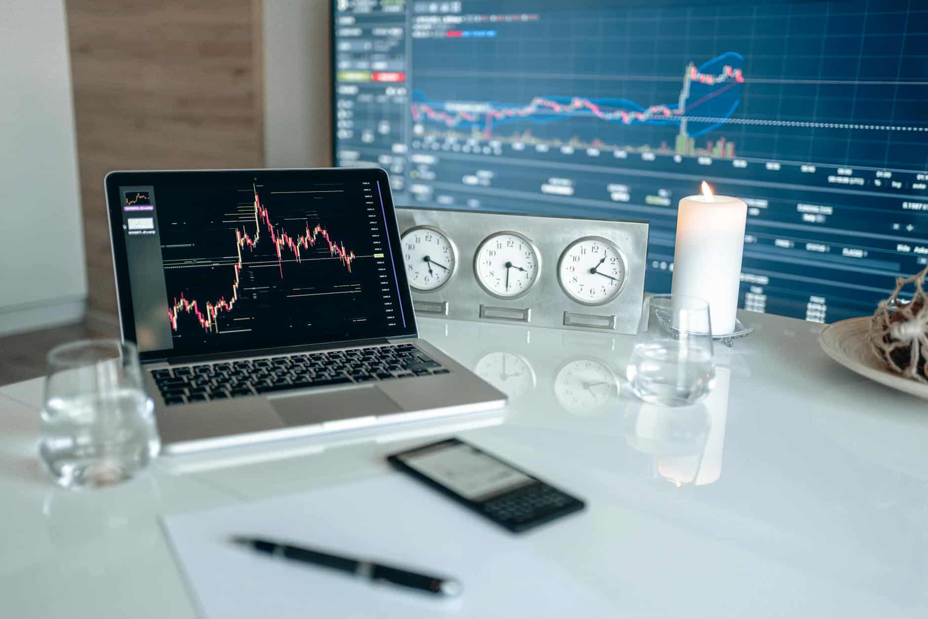 Financial charts representing BRI investment fund options